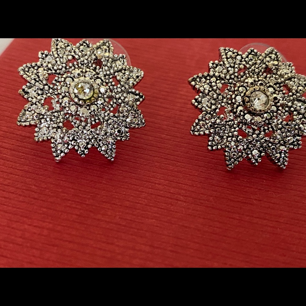 VINTAGE Earring Silver with Swarovski stones ❤️